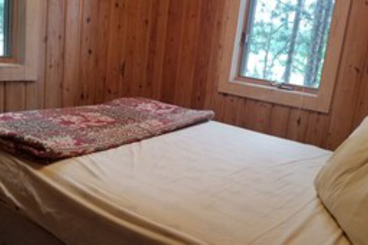 Room 105 of 154