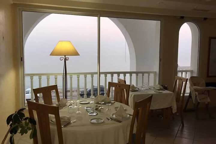 Dining 13 of 35