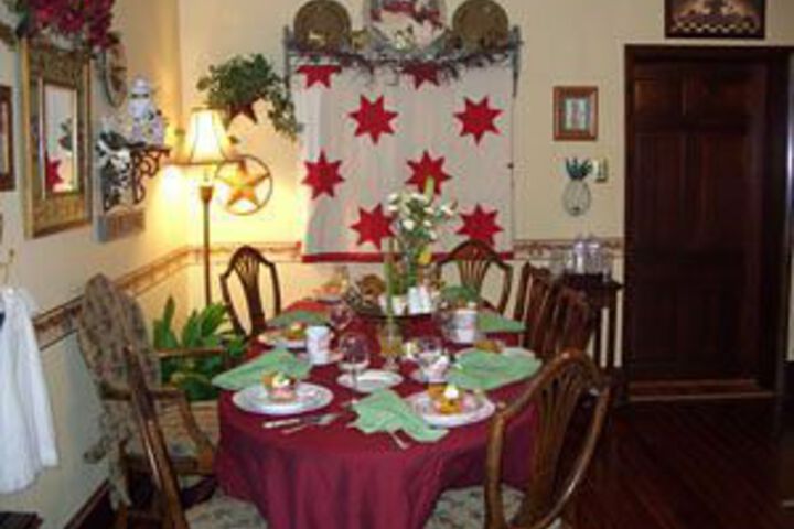 Room 16 of 28