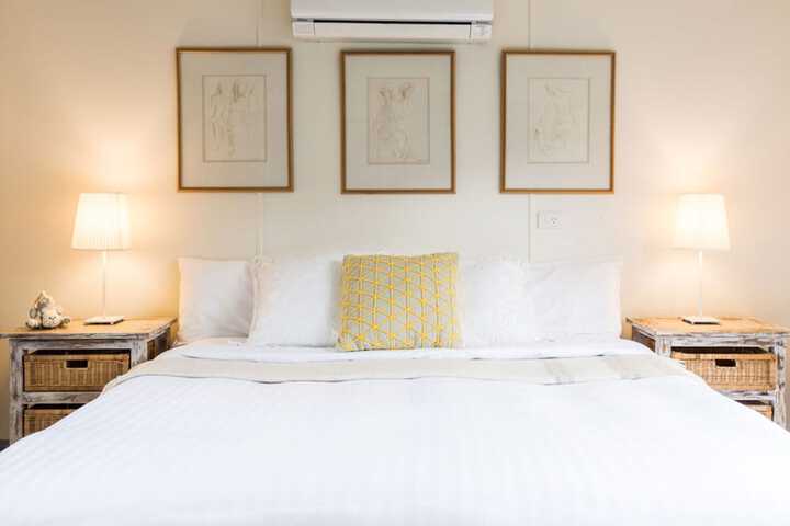 Room 3 of 40