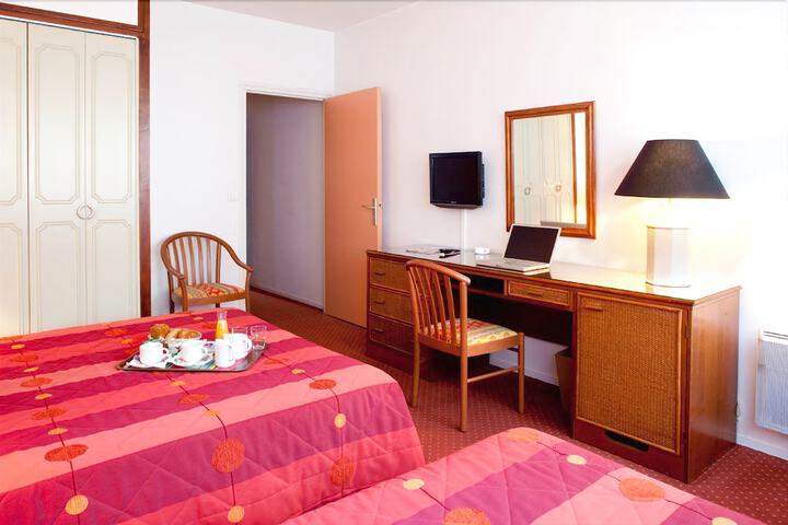 Room 17 of 22