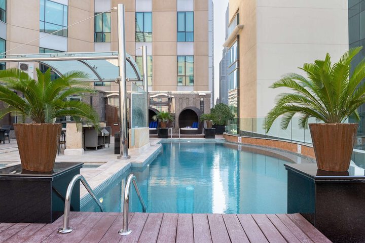 Hotel Pool