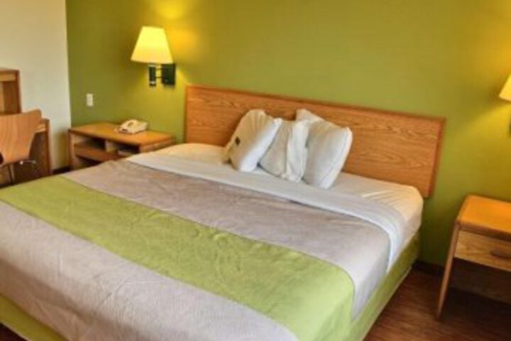 Room 47 of 65