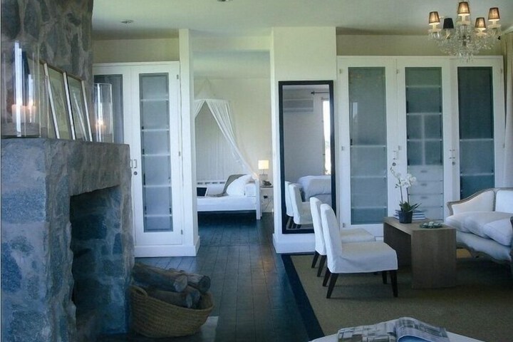 Room 12 of 48
