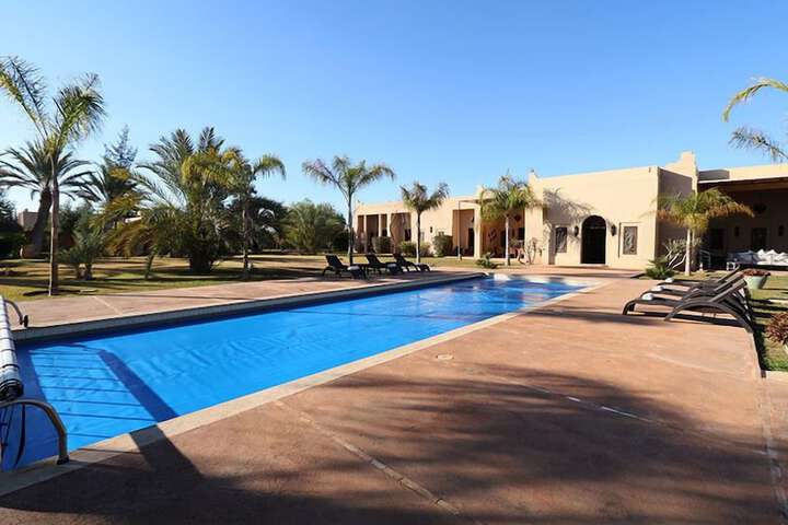 Hotel with Pool