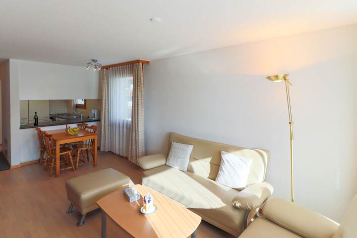 Room 52 of 169