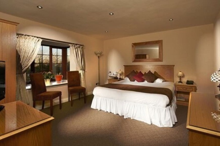 Room 7 of 73