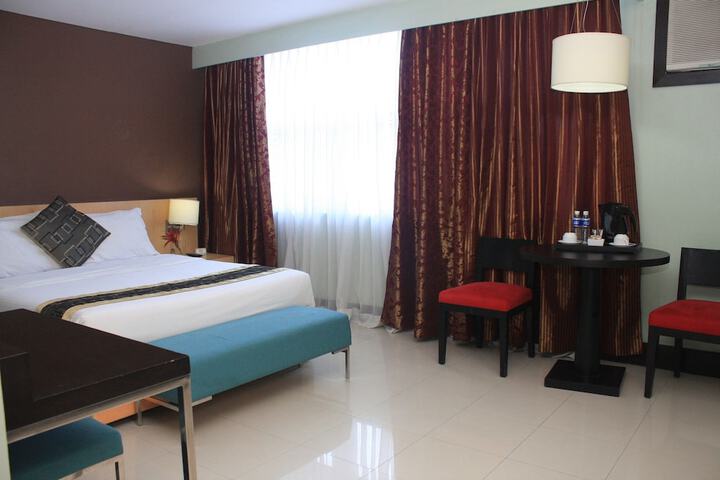 Room 5 of 47