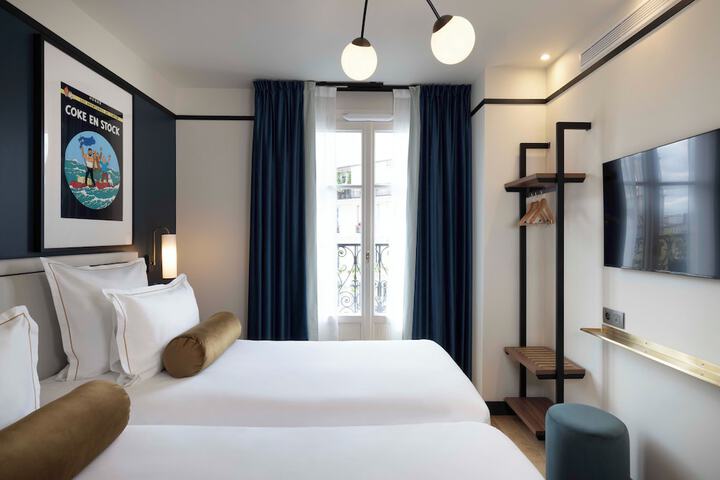 Room 8 of 44
