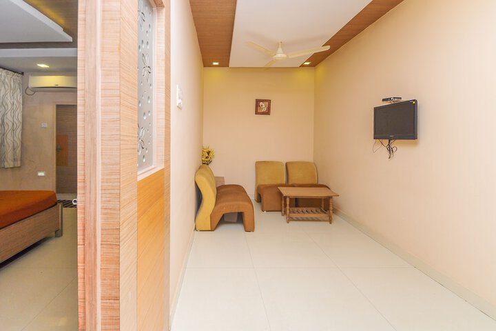 Room 12 of 12