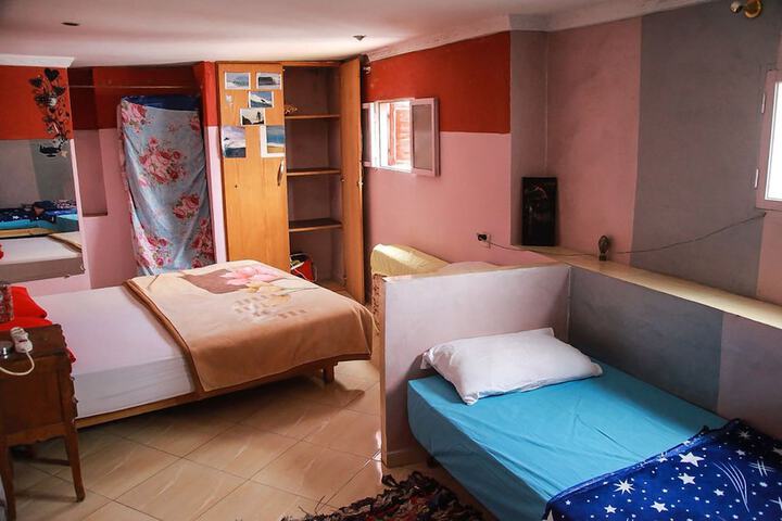 Room 4 of 22