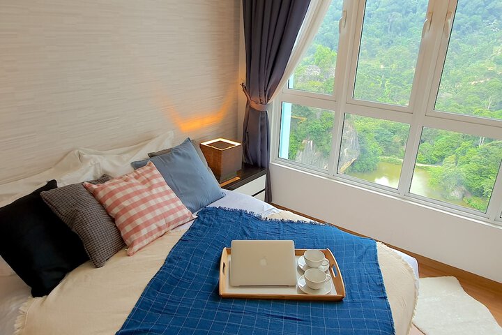 Room 4 of 58