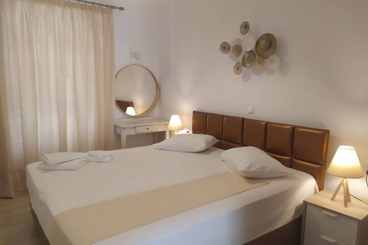 Room 6 of 72