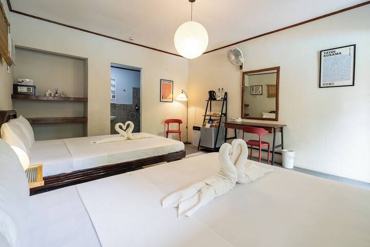 Room 45 of 121