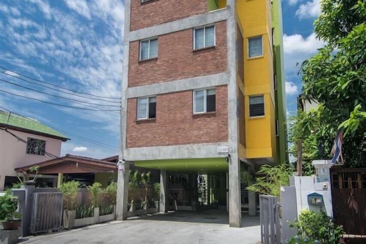 Exterior of ST88 Residence