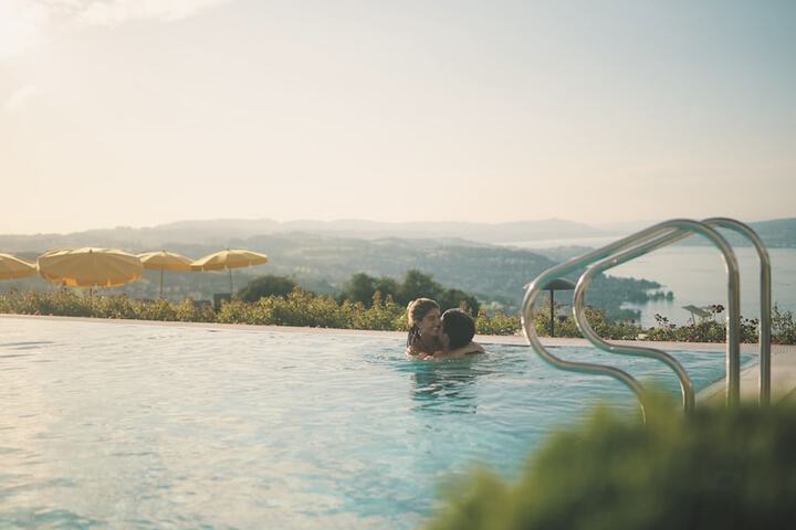 Pool 29 of 76