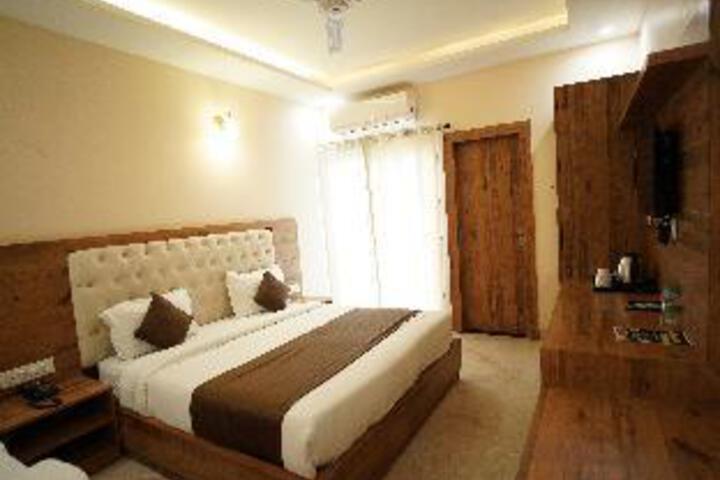 Room 46 of 46