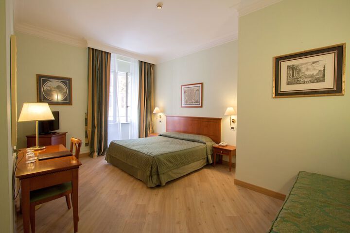 Room 26 of 53