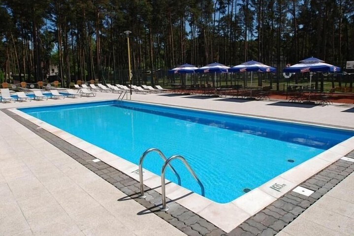 Pool 29 of 53