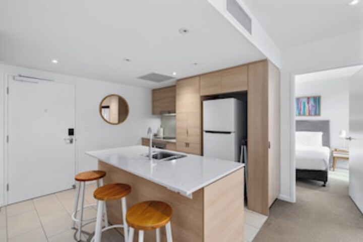 Room 10 of 72