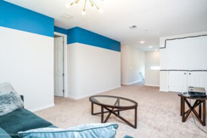 Room 47 of 117