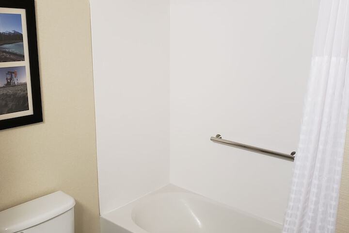 Room 64 of 104