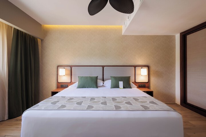 Room 37 of 172