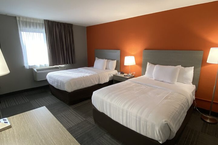 1 Double Bed Accessible (23 of 44)