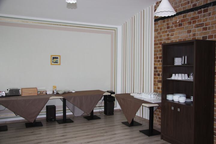 Breakfast/Coffee Service 27 of 37
