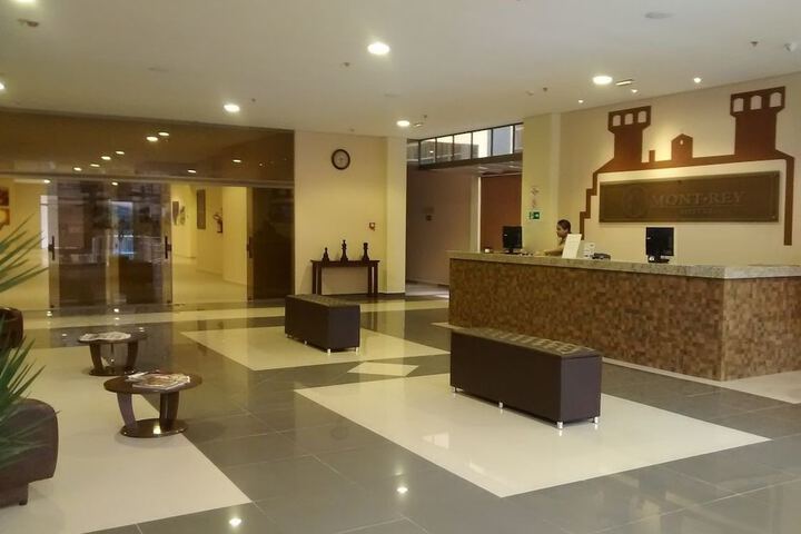 Hotel Interior 6 of 33