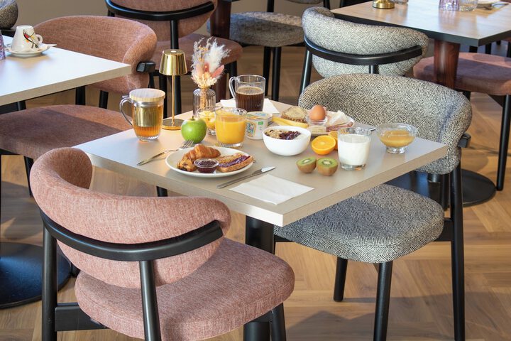 Breakfast/Coffee Service 89 of 98