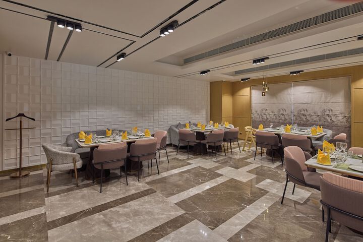 Dining 87 of 126