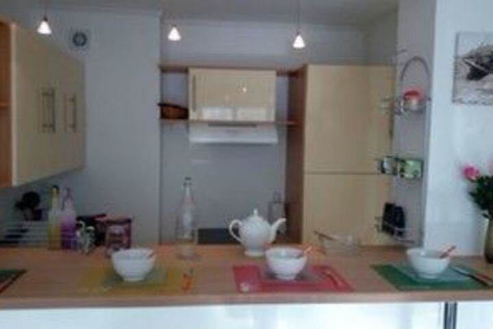 Room 10 of 13