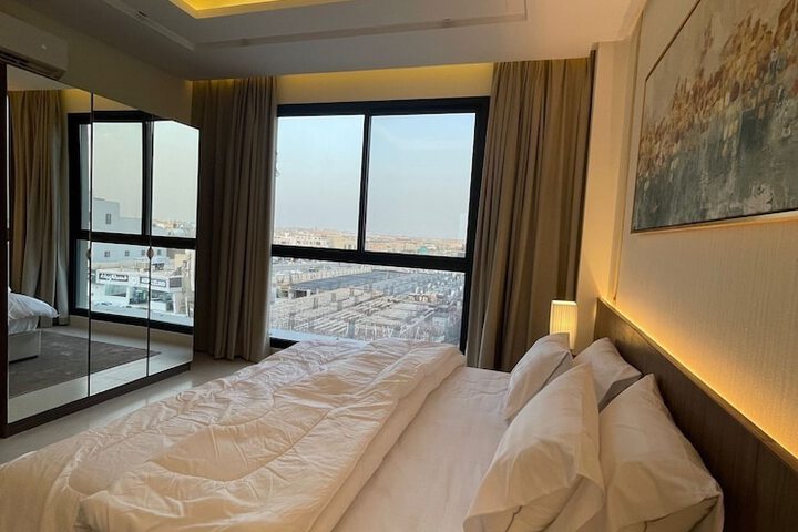 Room 30 of 40
