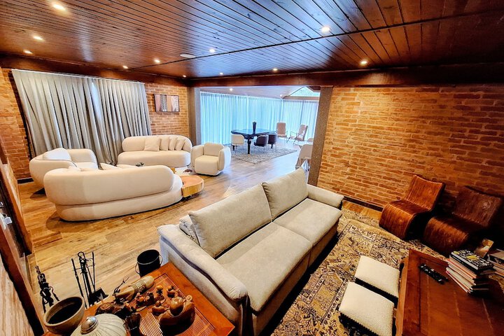 Room 33 of 55