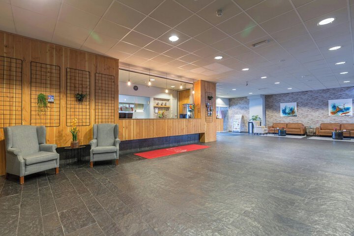 Hotel Lobby