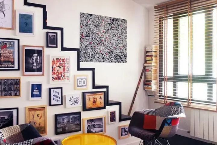 Room 2 of 6