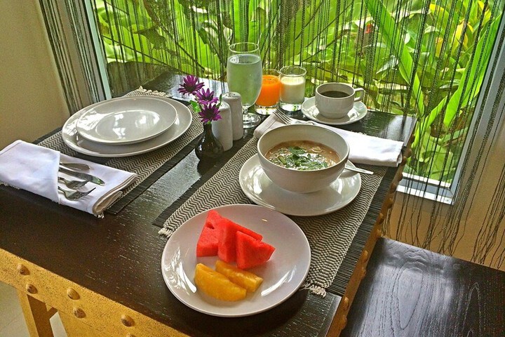 Breakfast/Coffee Service 27 of 31