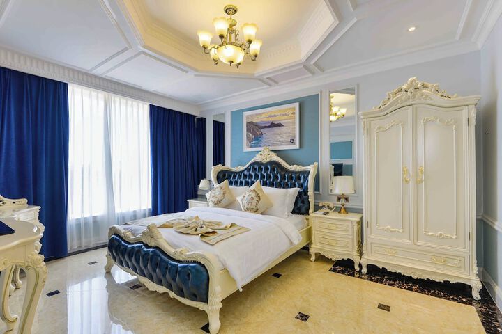 Room 29 of 195