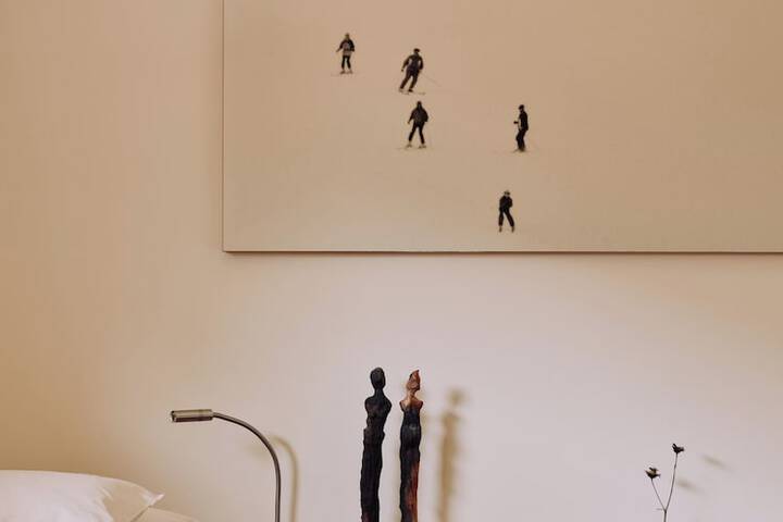 Room 2 of 21