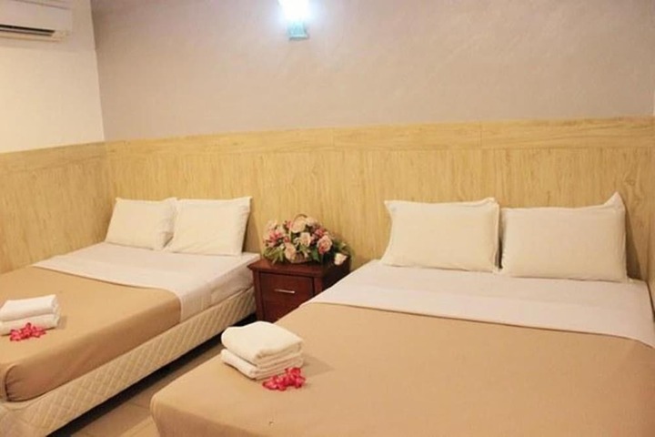 Room 15 of 59