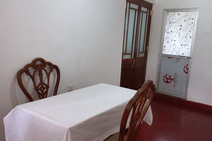 Room 11 of 22