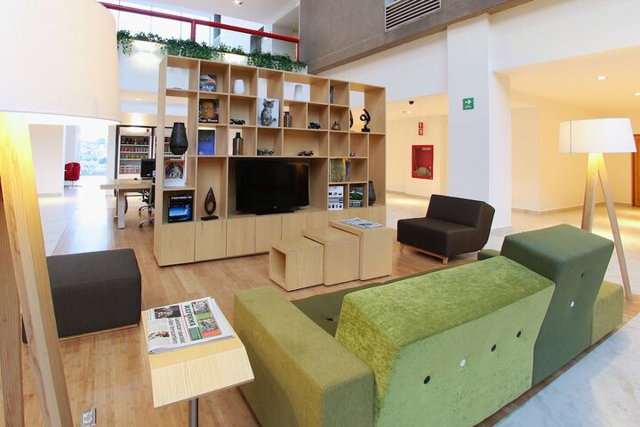 Guest Lobby