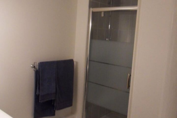Room 5 of 35