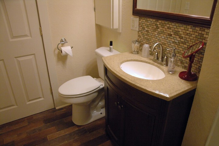 Room 14 of 27