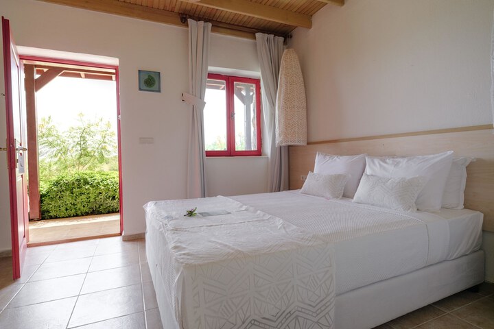 Room 40 of 189