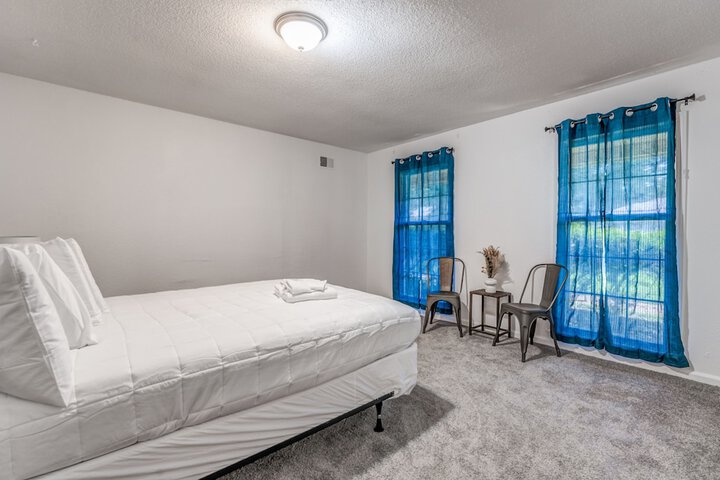 Room 5 of 41