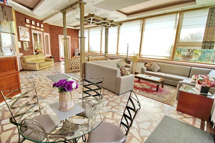Hotel 5 of 57