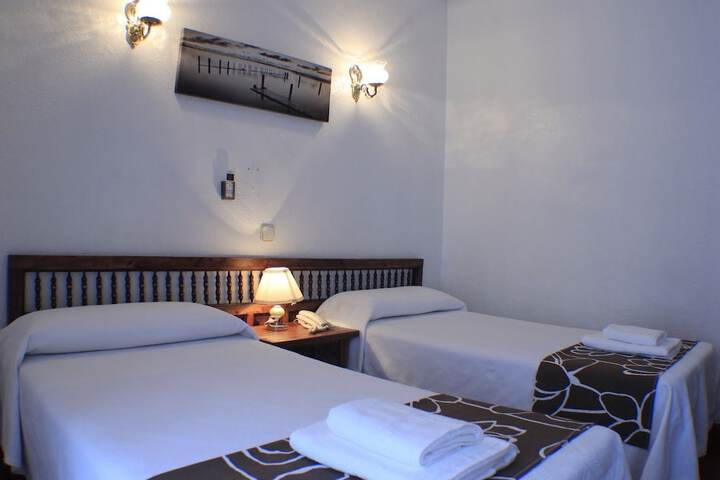 Room 17 of 32