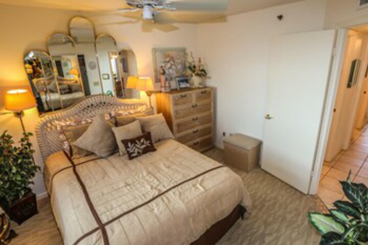 Room 61 of 77